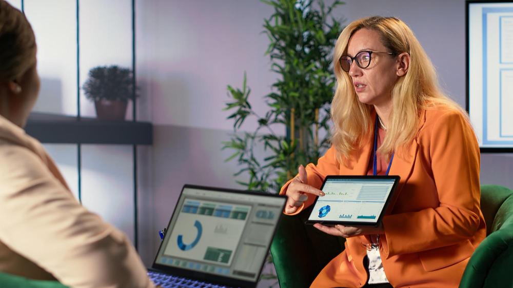 Streamline Operational Reviews with InsightLane Records